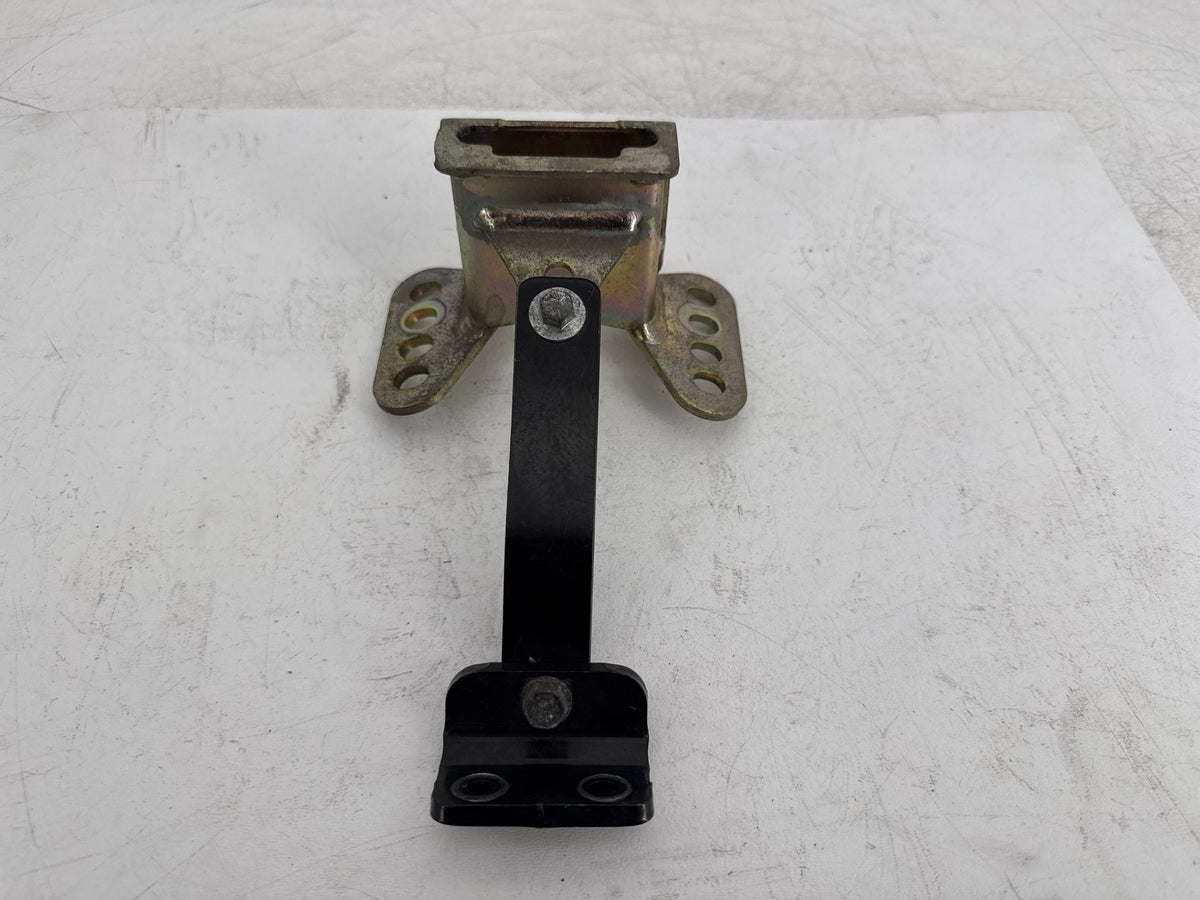 2013 Harley Street Glide Touring FLHX OEM Driver Rider Backrest Bracket Mount