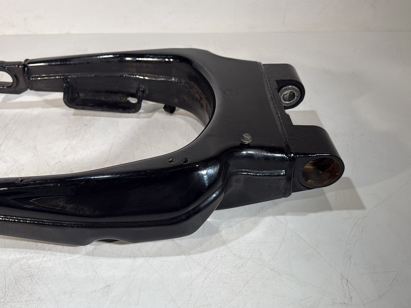 2008 - 2016 Harley-Davidson Touring Electra Glide Ultra Rear Fork Swingarm Swing Arm 47549-09