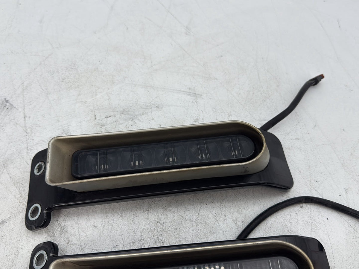 2018 Harley Electra Glide Touring Ultra Front Left Right Turn Signal Indicators