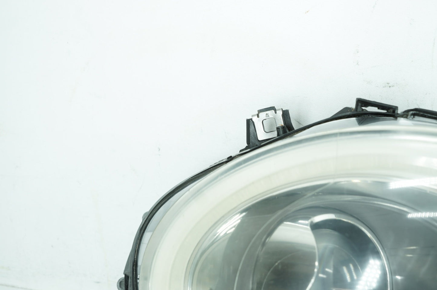 Harley-Davidson Misc  Left Headlight 63117383209