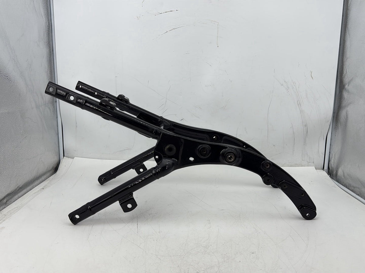 17 Harley Road Glide Touring FLTRXS OEM Rear Back Sub Frame Rail Bar 48079-09BHP