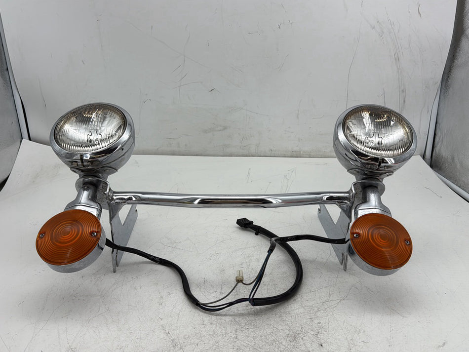 2000 Harley Electra Glide Touring Ultra OEM Front Turn Signal Indicators Aux Light Bar
