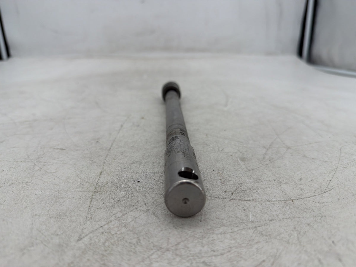 2001 Harley Fat Boy Softail FLSTFI OEM Front Wheel Axle Bolt Shaft