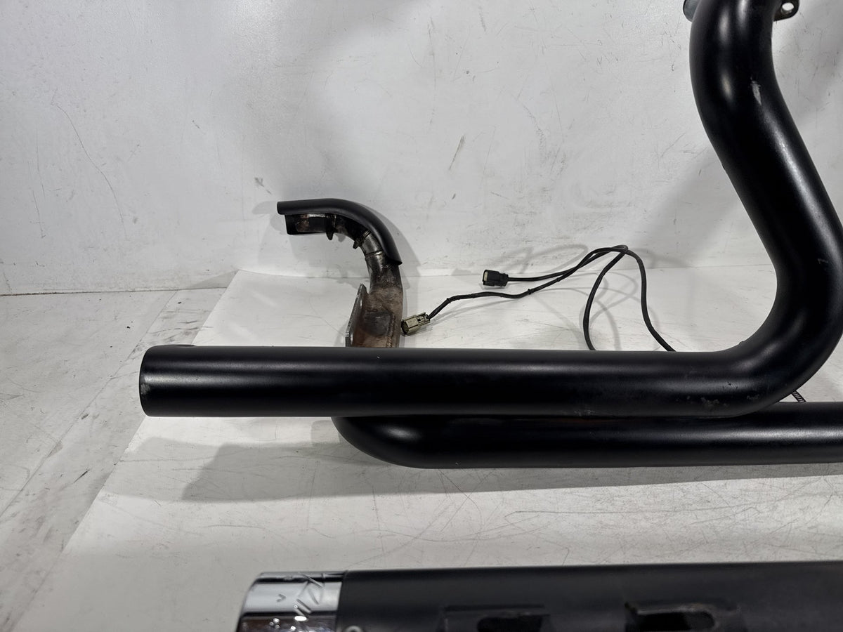 2013 Harley Street Glide Touring FLHX OEM Exhaust Header Pipes Muffler