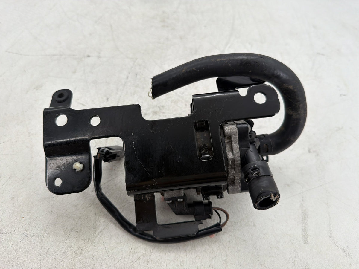 2015 Harley Electra Glide Touring Ultra Engine Coolant Motor Water Pump