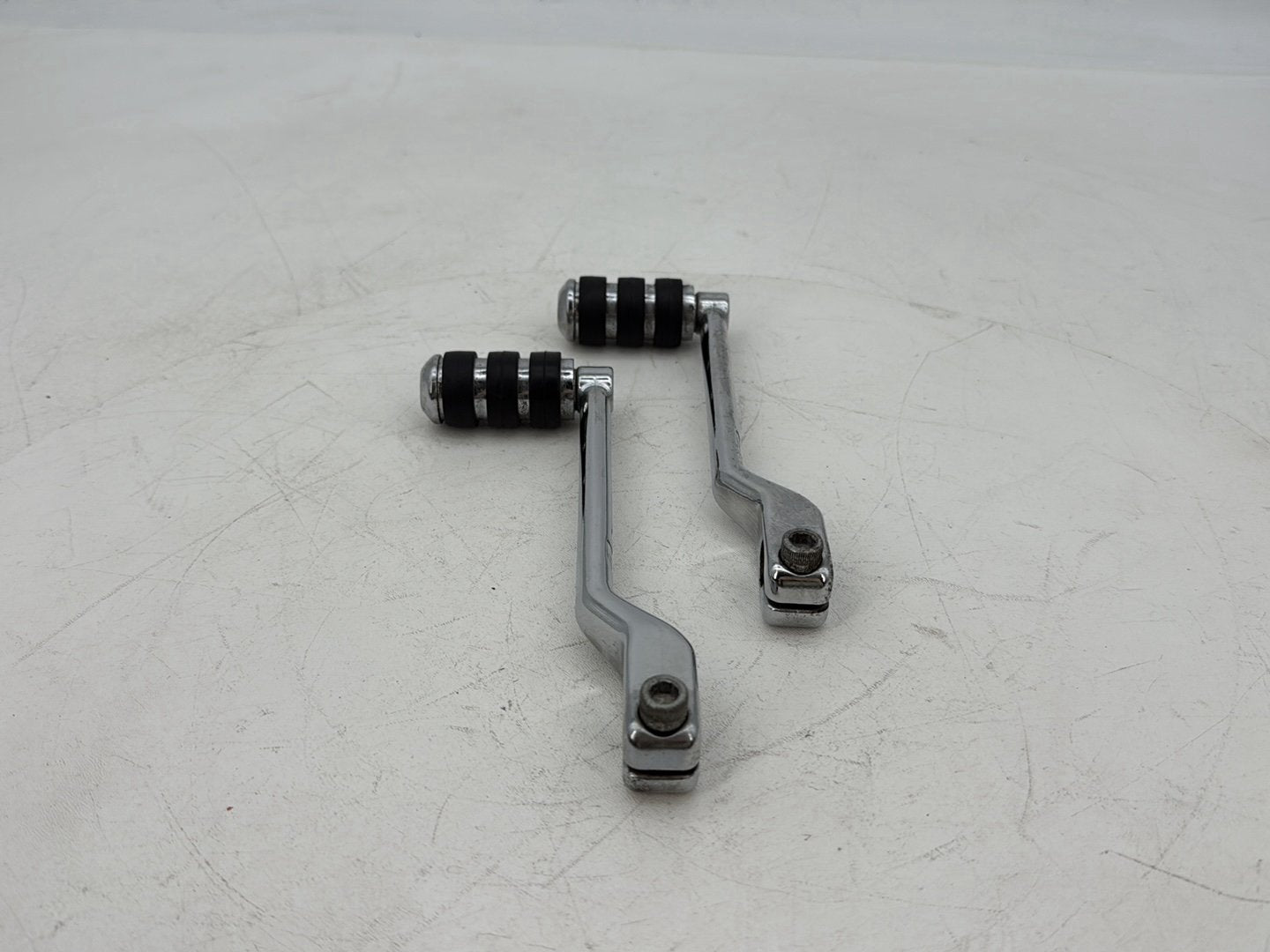 2007 - 2012 Harley-Davidson Touring Electra Glide Ultra Gear Shifter Lever Pedal Pedals 	33895-82C