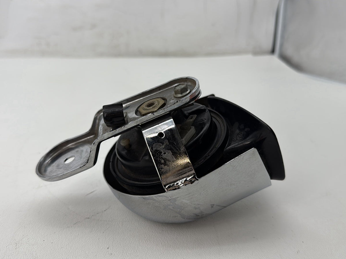 1991 Harley Heritage Softail Classic FLSTC OEM Horn Signal Klaxon Chrome Cover