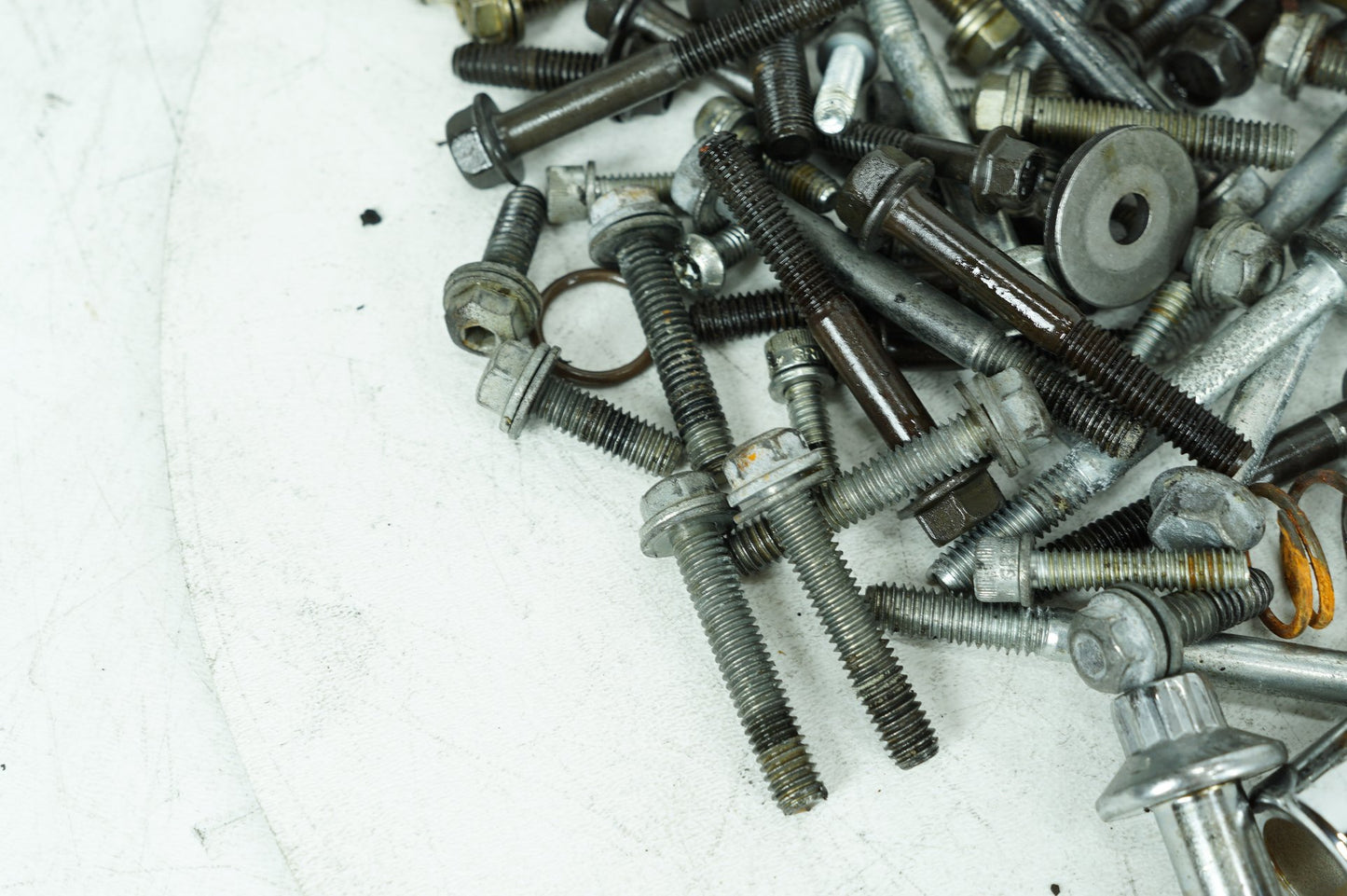 2012 - 2016 Harley-Davidson Touring Electra Ultra Twin Cam Engine Hardware Bolt Pushrods  	17939-99