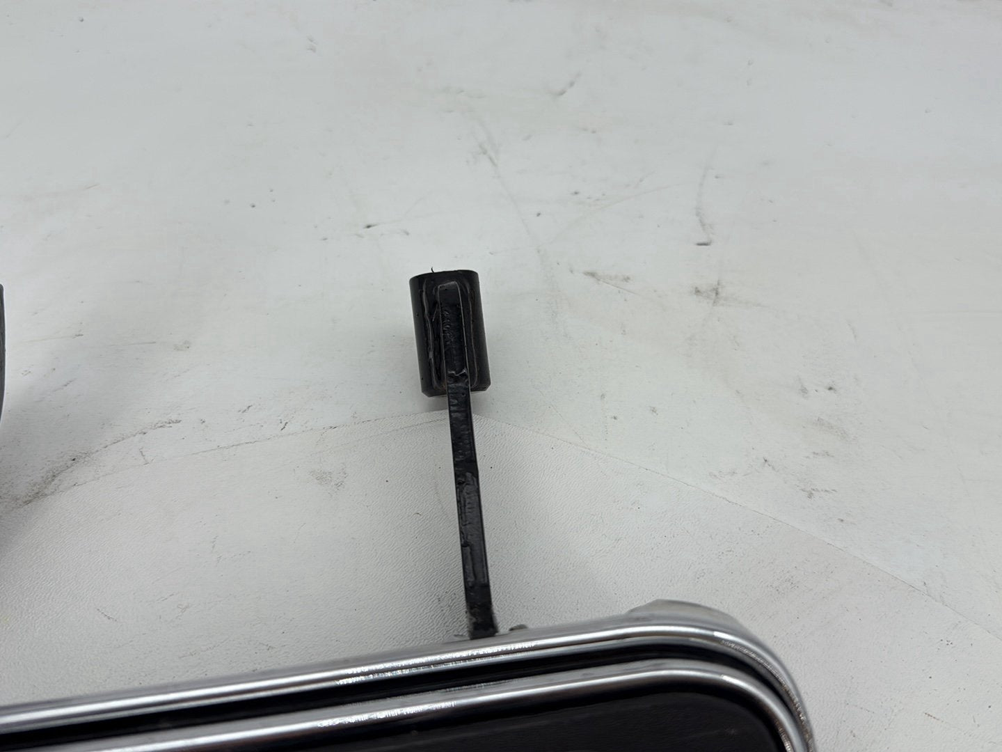 2007 Harley Street Glide Touring FLHX OEM Left Right Driver Floorboard Foot Rest