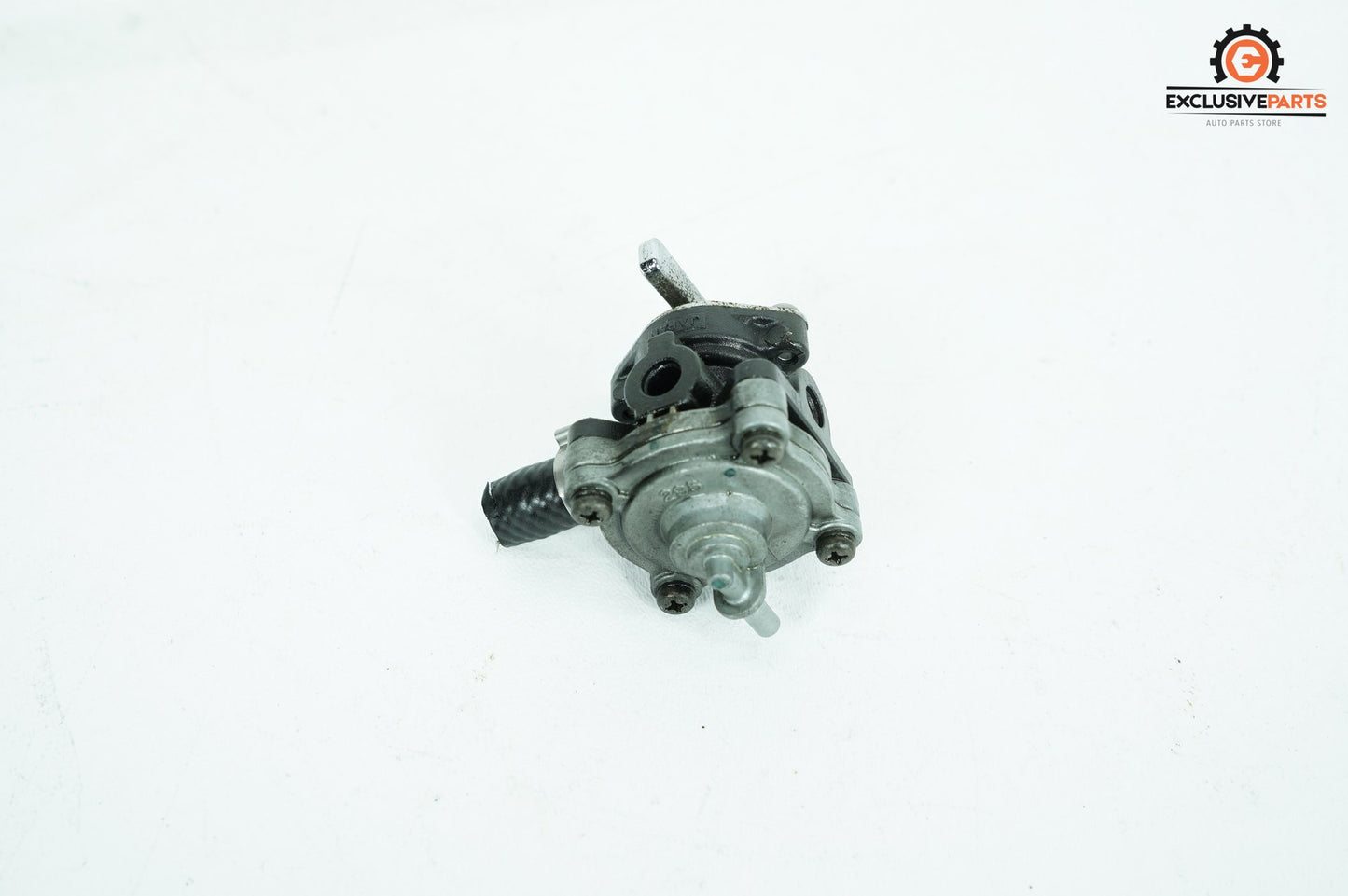 2000 - 2006 Harley-Davidson Softail Heritage Classic Petrol Gasoline Gas Tank Fuel Petcock 61338-94D