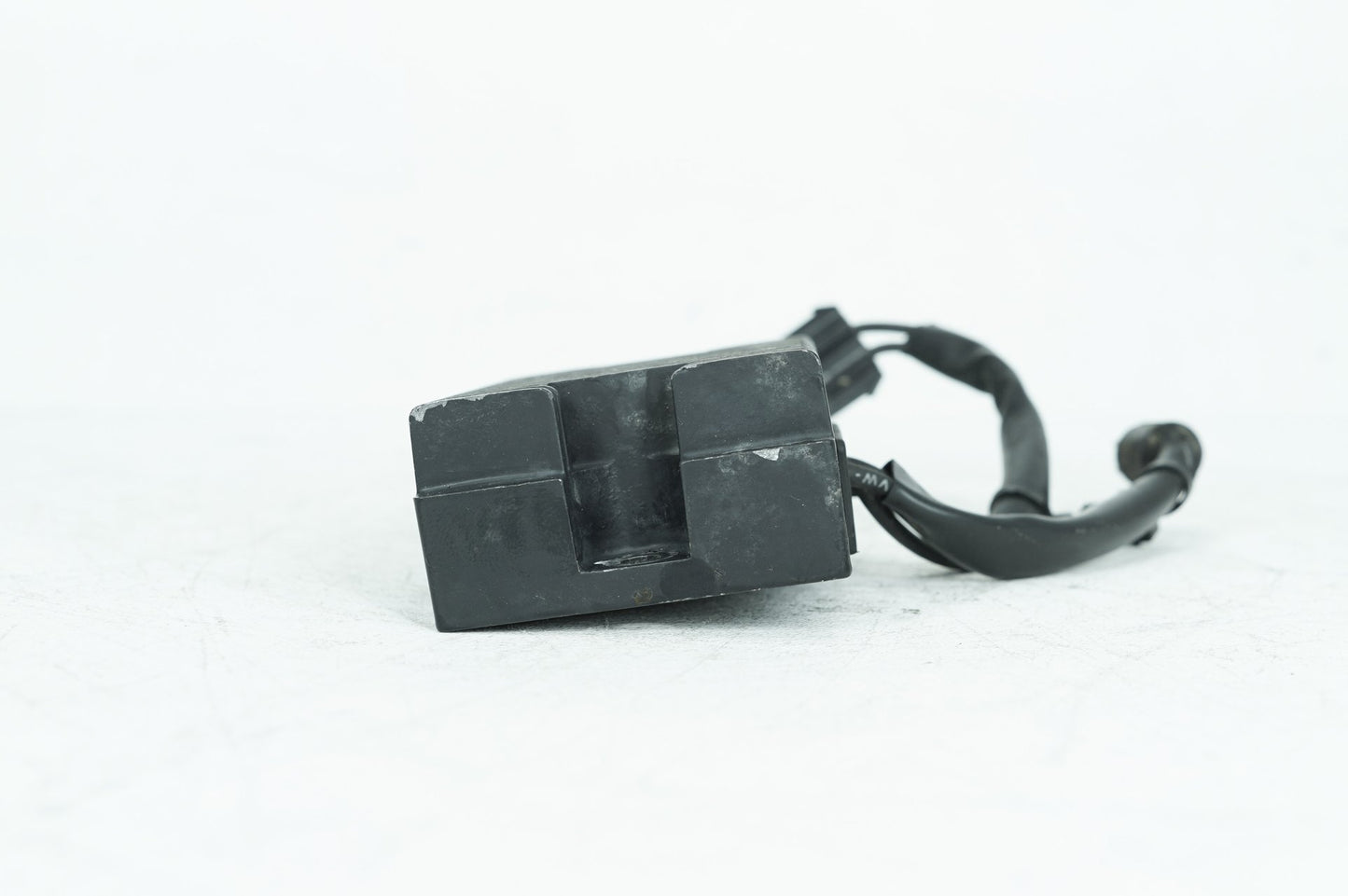 2004 - 2013 Harley-Davidson Sportster Low Voltage Regulator Rectifier  74523-04