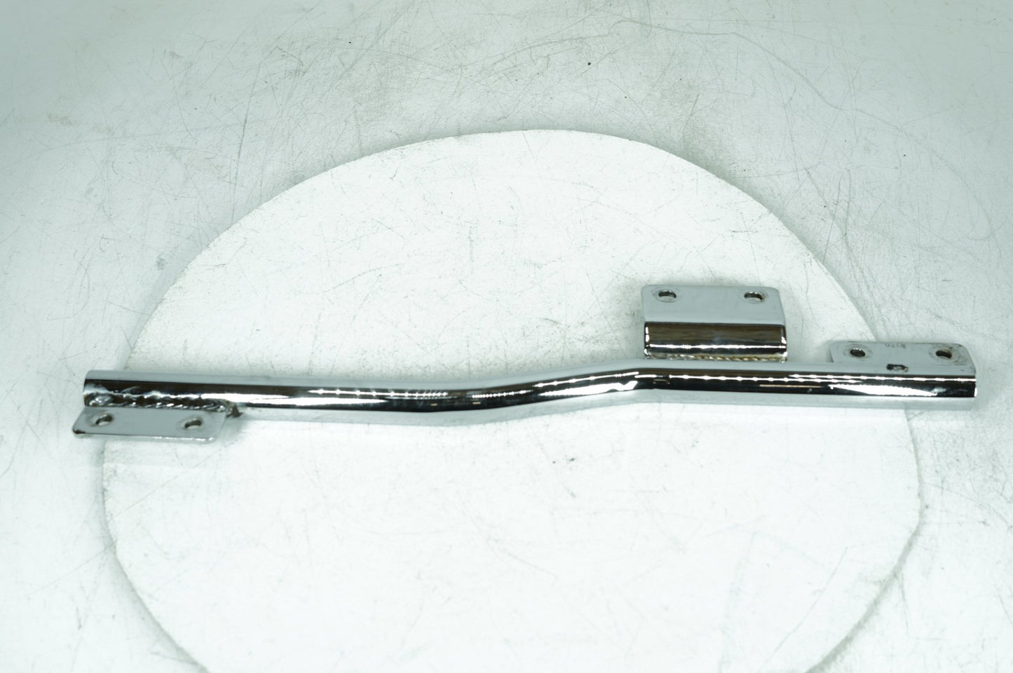 2010 Harley Softail FLSTC Heritage Classic OEM Exhaust Muffler Interconnect Bracket Support Bar