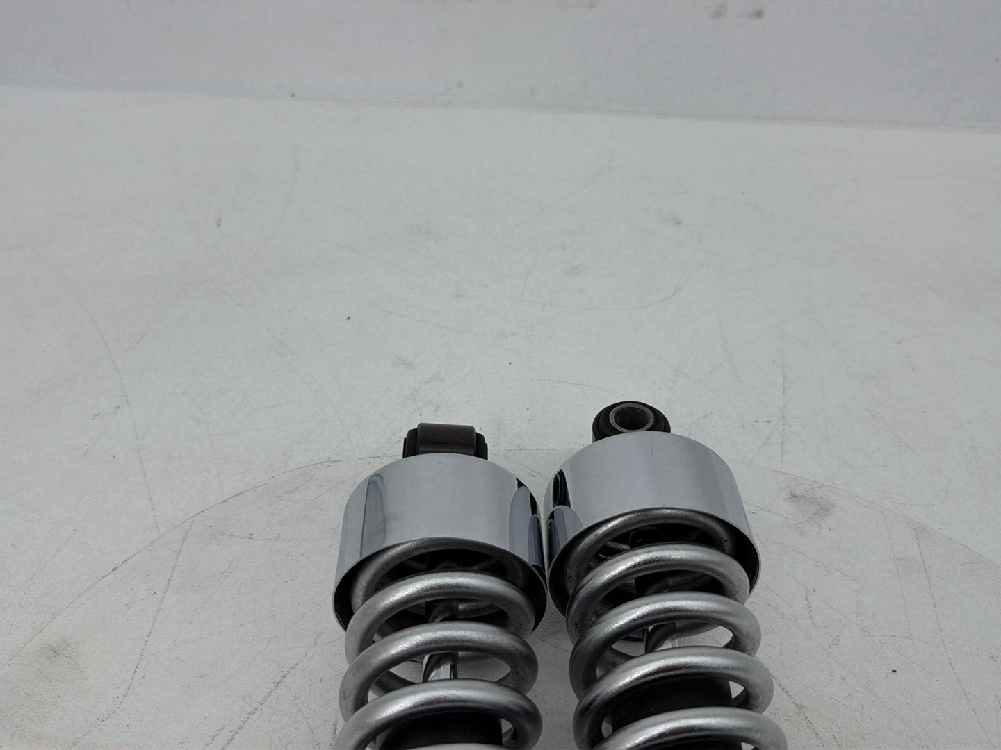 2007 - 2017 Harley-Davidson Dyna Super Glide Custom Rear Left Right Shock Absorbers 54512-90A