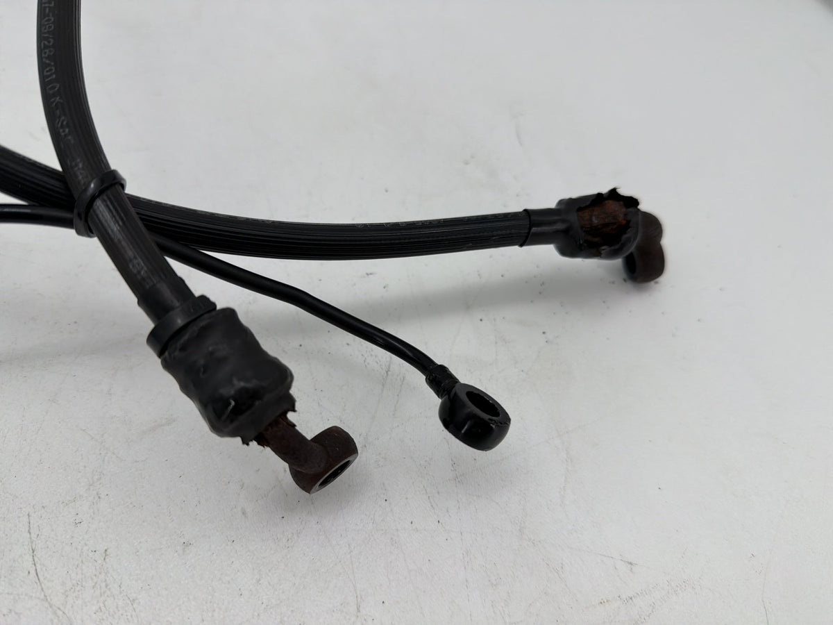 2002 Harley Electra Glide Touring FLHT OEM Front Brake Hose Line Pipe