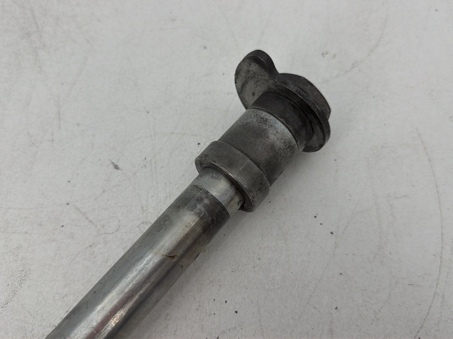 2007 - 2012 Harley-Davidson Touring Street Glide Rear Wheel Axle Bolt Shaft