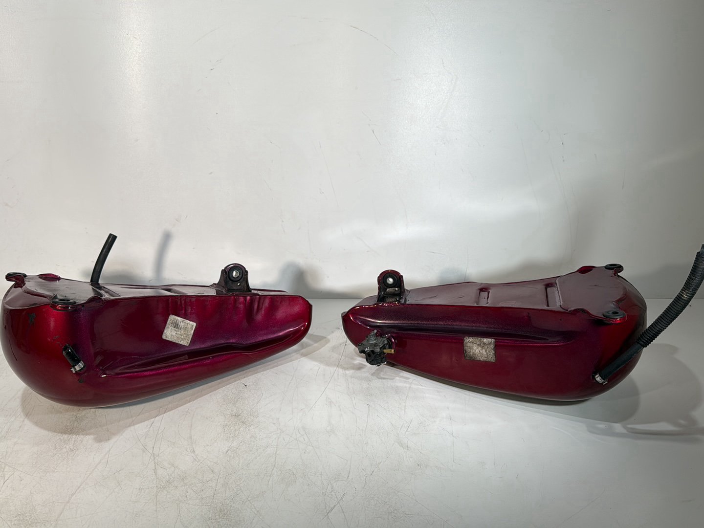 1986 - 1998 Harley-Davidson Softail Heritage Classic Fuel Gas Tank Gasoline Reservoir 61228-97 , 61426-97