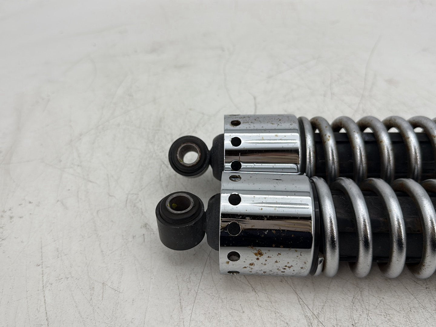 2005 Harley Dyna FXDWG Wide Glide OEM Rear Left Right Shock Absorbers