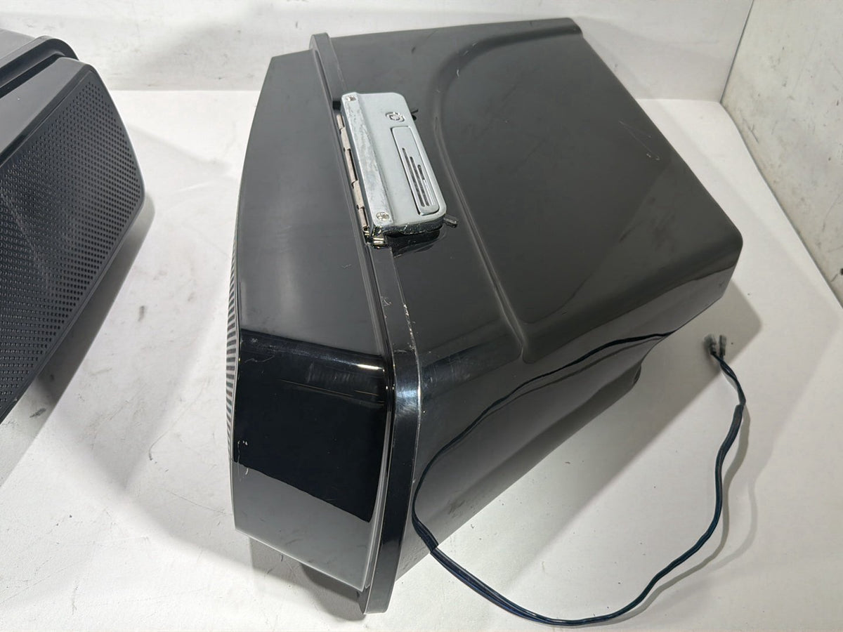 97 Harley Road King Touring Left Right Saddlebags Luggage NOKey & Audio Speakers