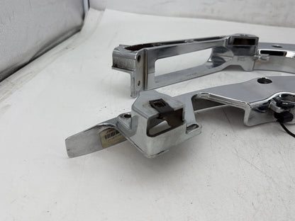 2017 Harley Road Glide Touring OEM Left Right Saddlebag Fender Struts Brackets