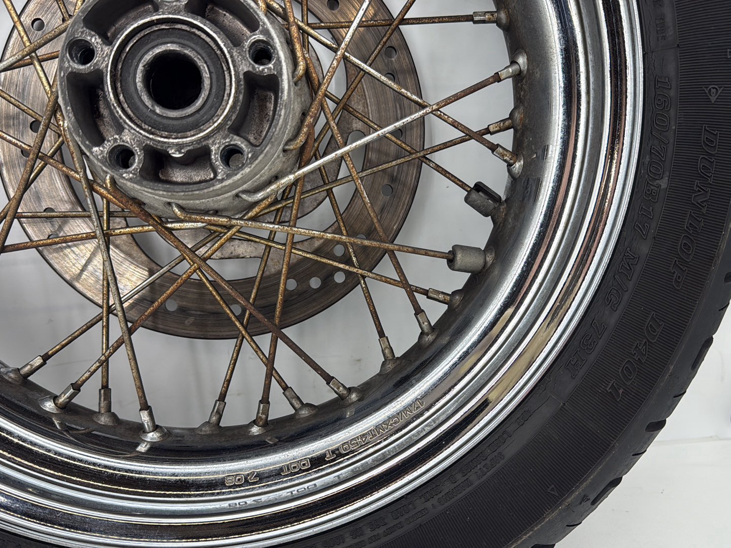2007 - 2012 Harley-Davidson Dyna Super Glide Rear Wheel Rim Tire Spoked 40979-08