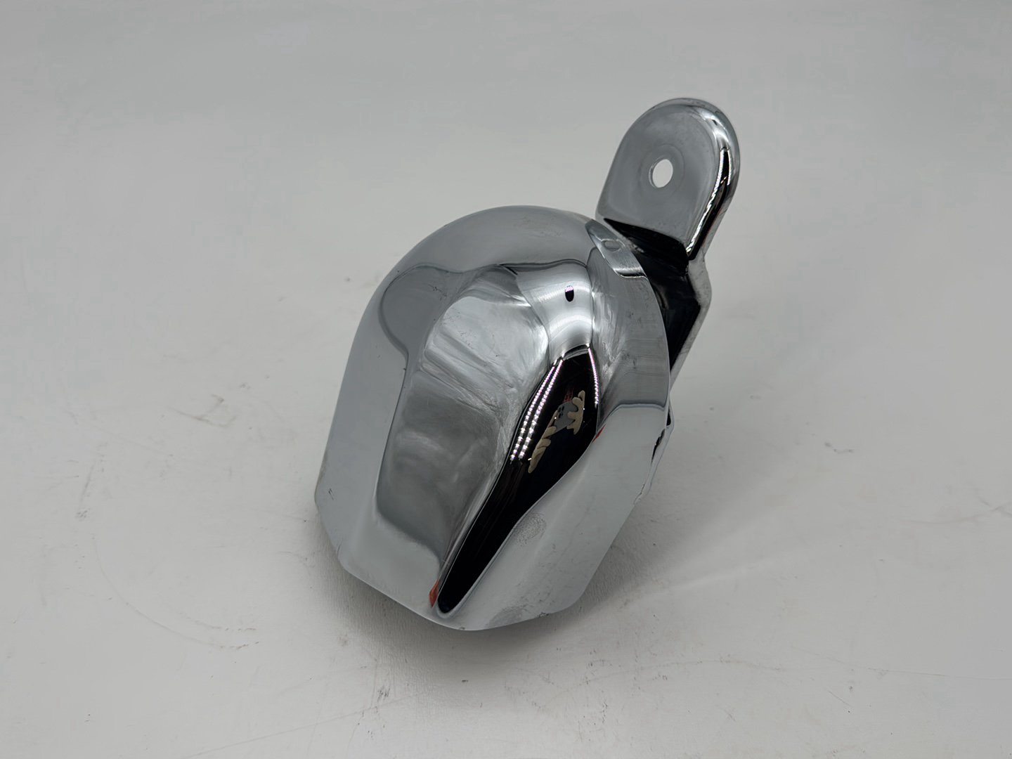 2007 - 2012 Harley-Davidson Touring Road Glide Horn Signal Klaxon Chrome Cover 69012-93A