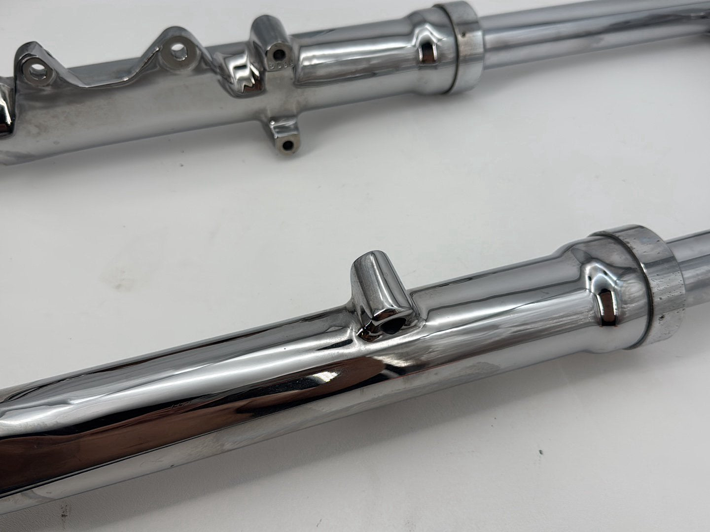 1999 - 2006 Harley-Davidson Dyna Wide Glide Front Triple Tree Set & LH RH Fork Legs Sliders 45679-92 , 45874-91