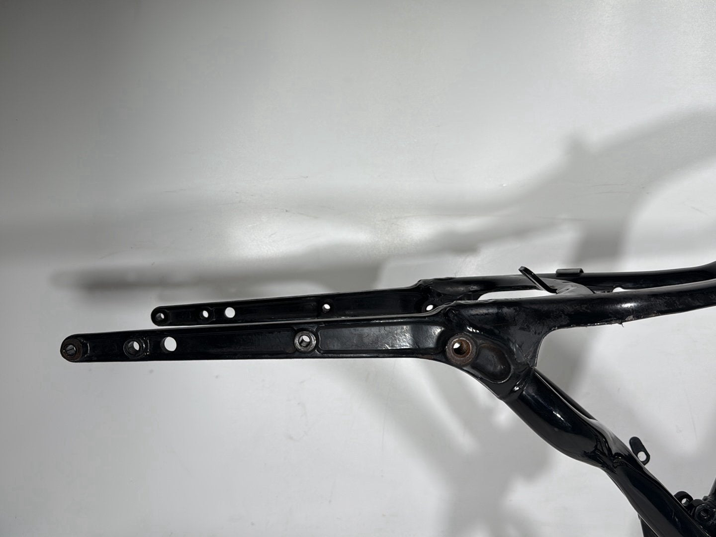 2005 Harley Sportster XL883C 883 Custom OEM Body Main Frame Chassis SLVG