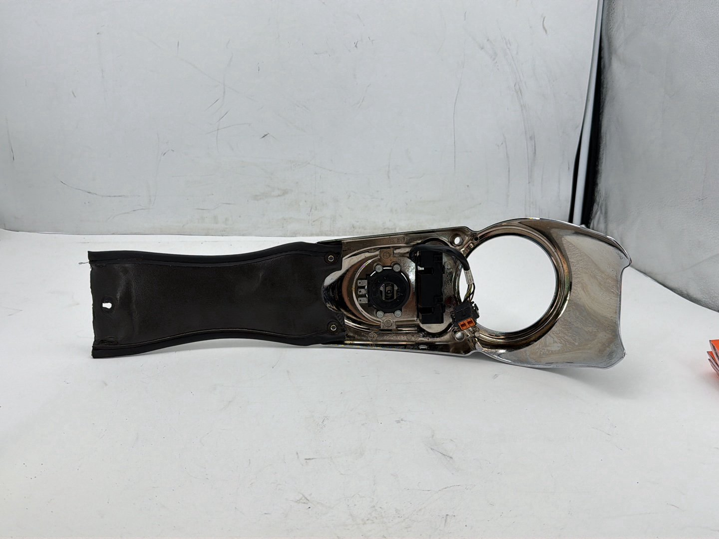 2008 Harley Dyna Fat Bob FXDF OEM Fuel Gas Tank Dash Console NOKey