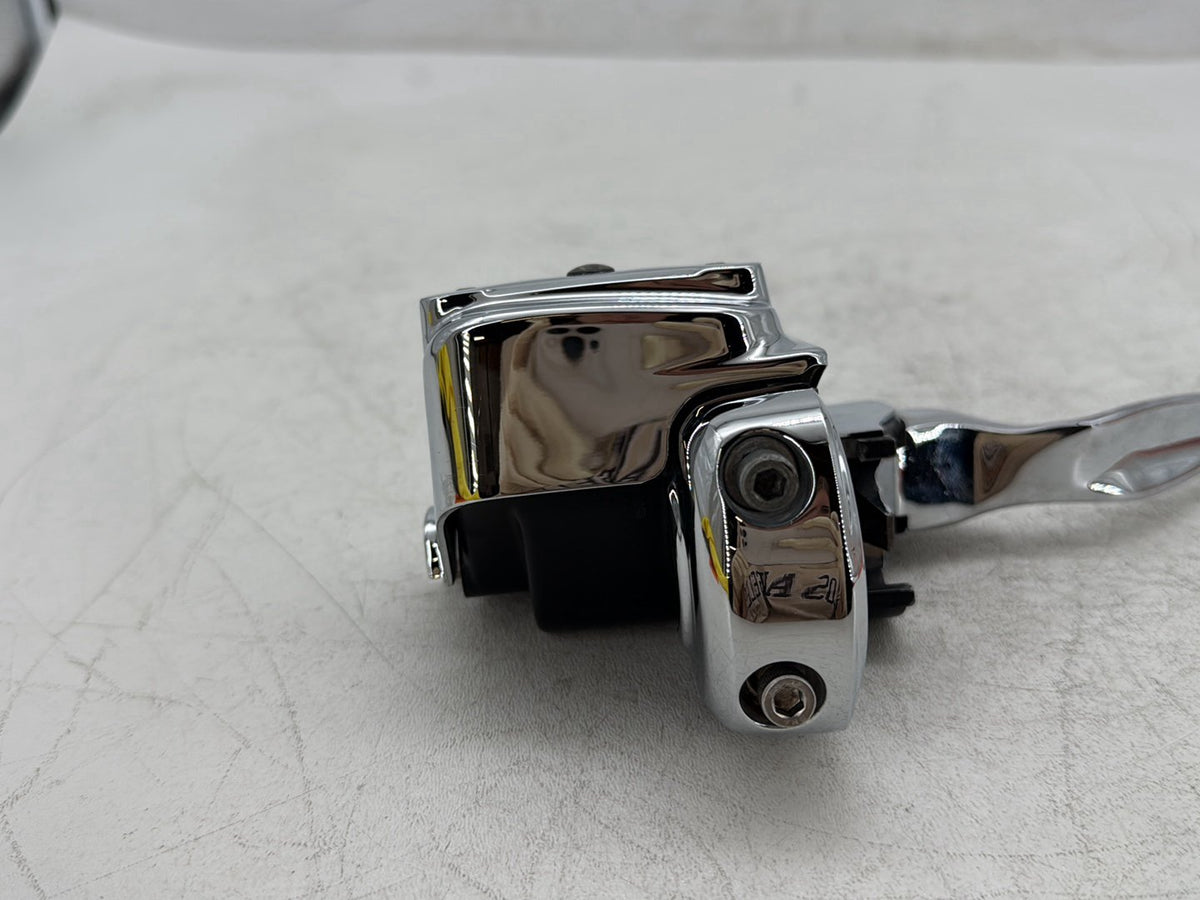 2007 Harley Road King Touring Front Right Brake Lever Master Cylinder SCRATCHED