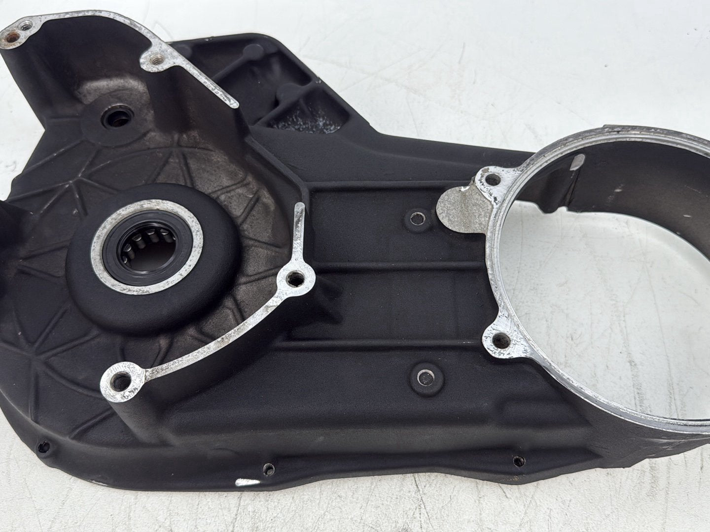 2000 Harley Touring FLHTCUI Electra Glide Ultra OEM Inner Primary Clutch Cover