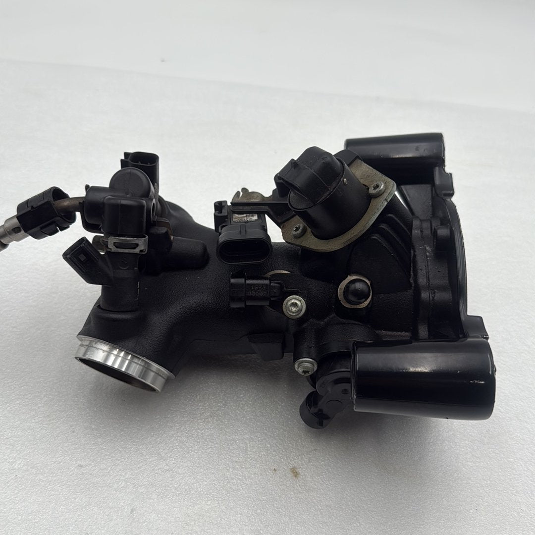 2007 - 2017 Harley-Davidson Dyna Wide Glide Engine Intake Manifold Throttle Body 27708-06A