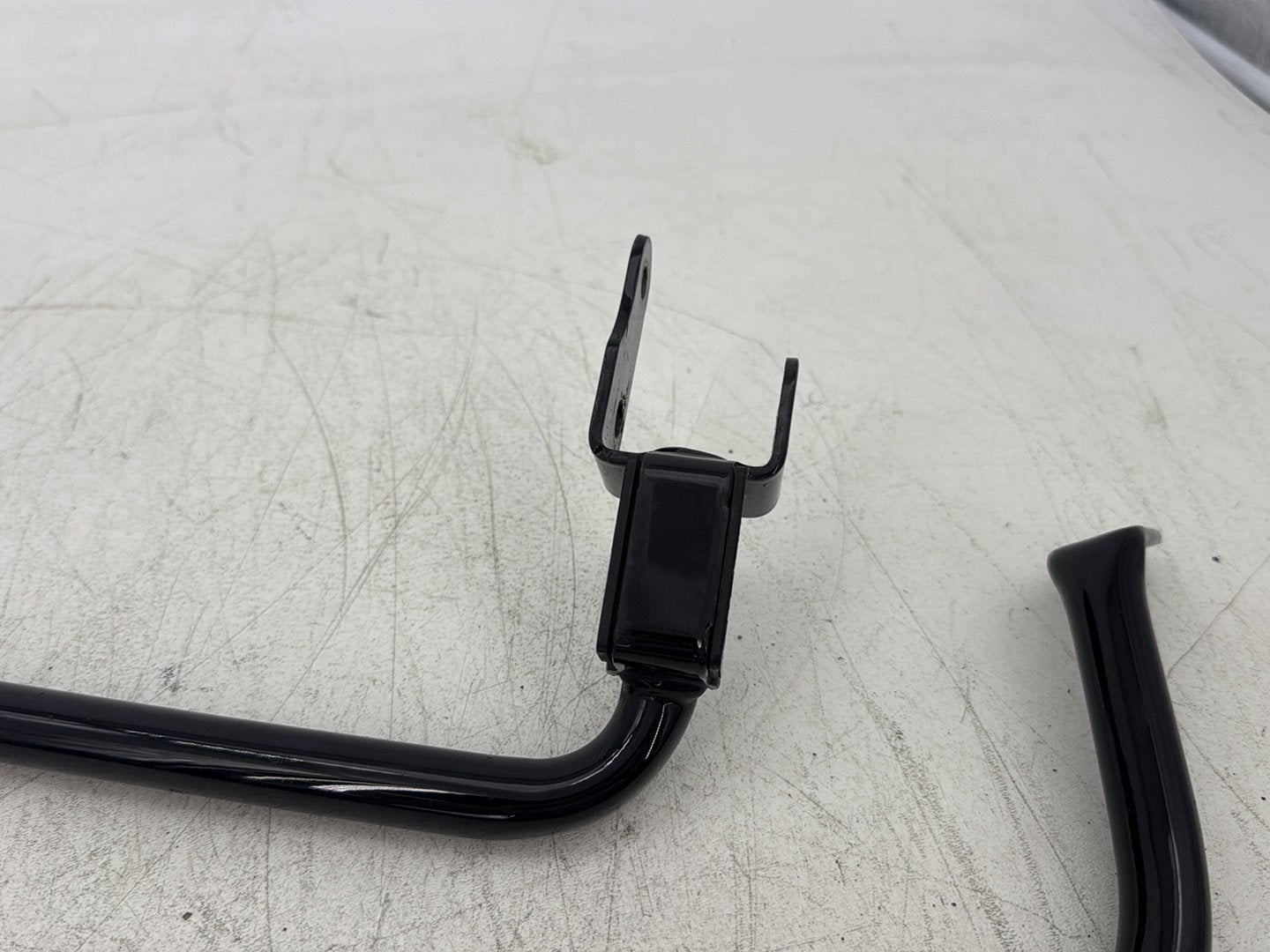 2016 Harley Road King Touring FLHR OEM Rear Left Right Saddlebag Guard Rails Bar
