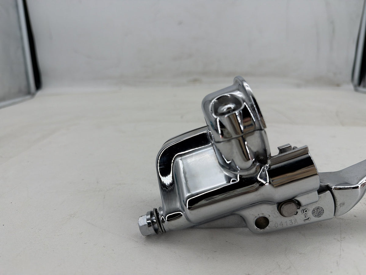 2003 Harley Electra Glide Touring OEM Front Right Brake Lever Master Cylinder