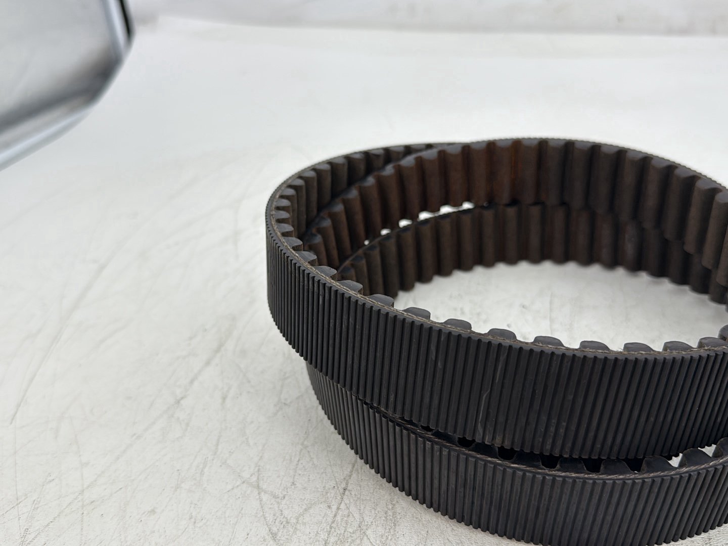 2000 Harley Touring FLHTCUI Electra Glide Ultra OEM Rear Drive Belt 139T 1.5"