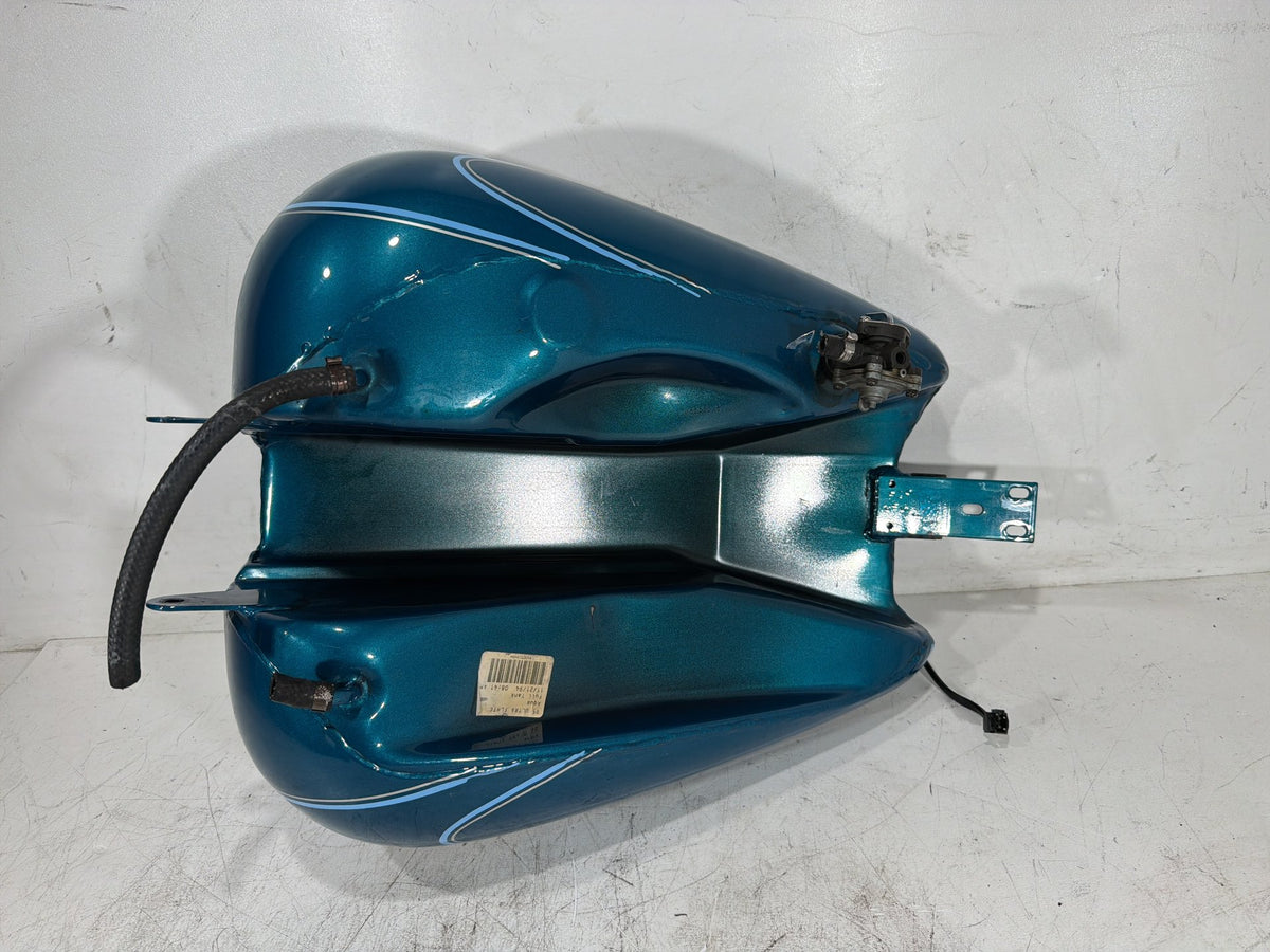 95 Harley Electra Glide Touring OEM Fuel Gas Tank Gasoline Reservoir & fuel pump