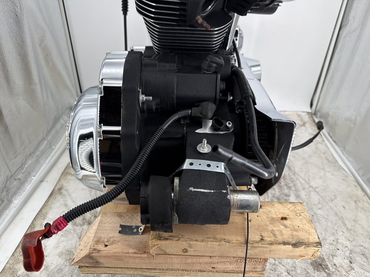 05 Harley Sportster 1200 Custom XL1200C CARB 1200 Engine Motor Transmission 10K