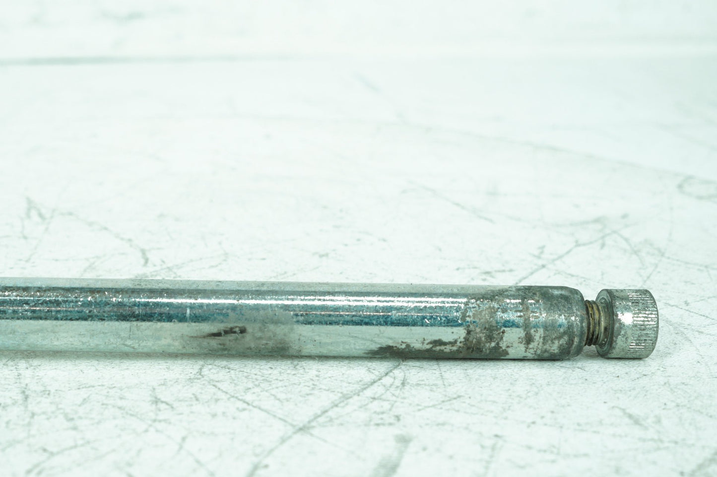 1989 - 2003 Harley-Davidson Sportster Hugger Rear Fork Swingarm Pivot Bolt Shaft 41568-81B