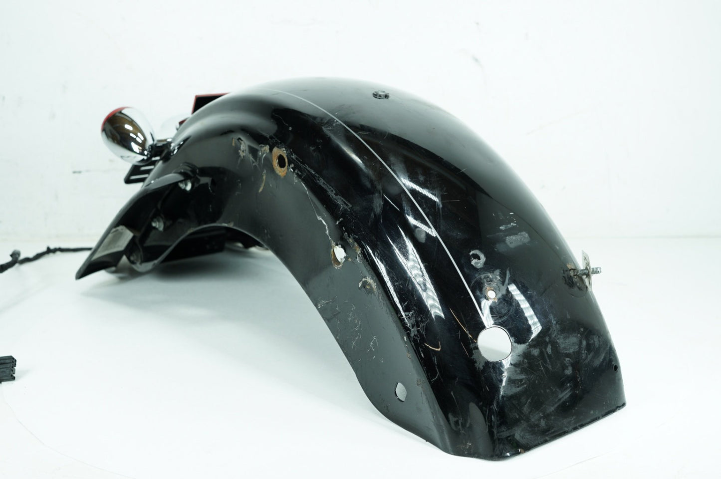 2000 - 2006 Harley-Davidson Touring Electra Ultra Rear Wheel Fender & Turn Signals Bar 58702-02B
