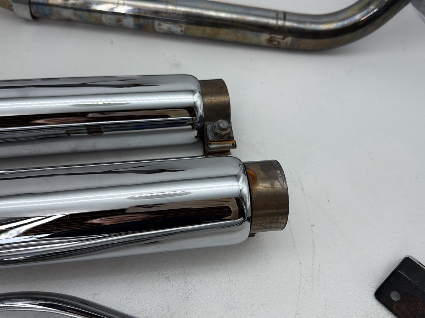 2008 Harley Softail Deluxe FLSTN OEM Exhaust Header Pipes Muffler