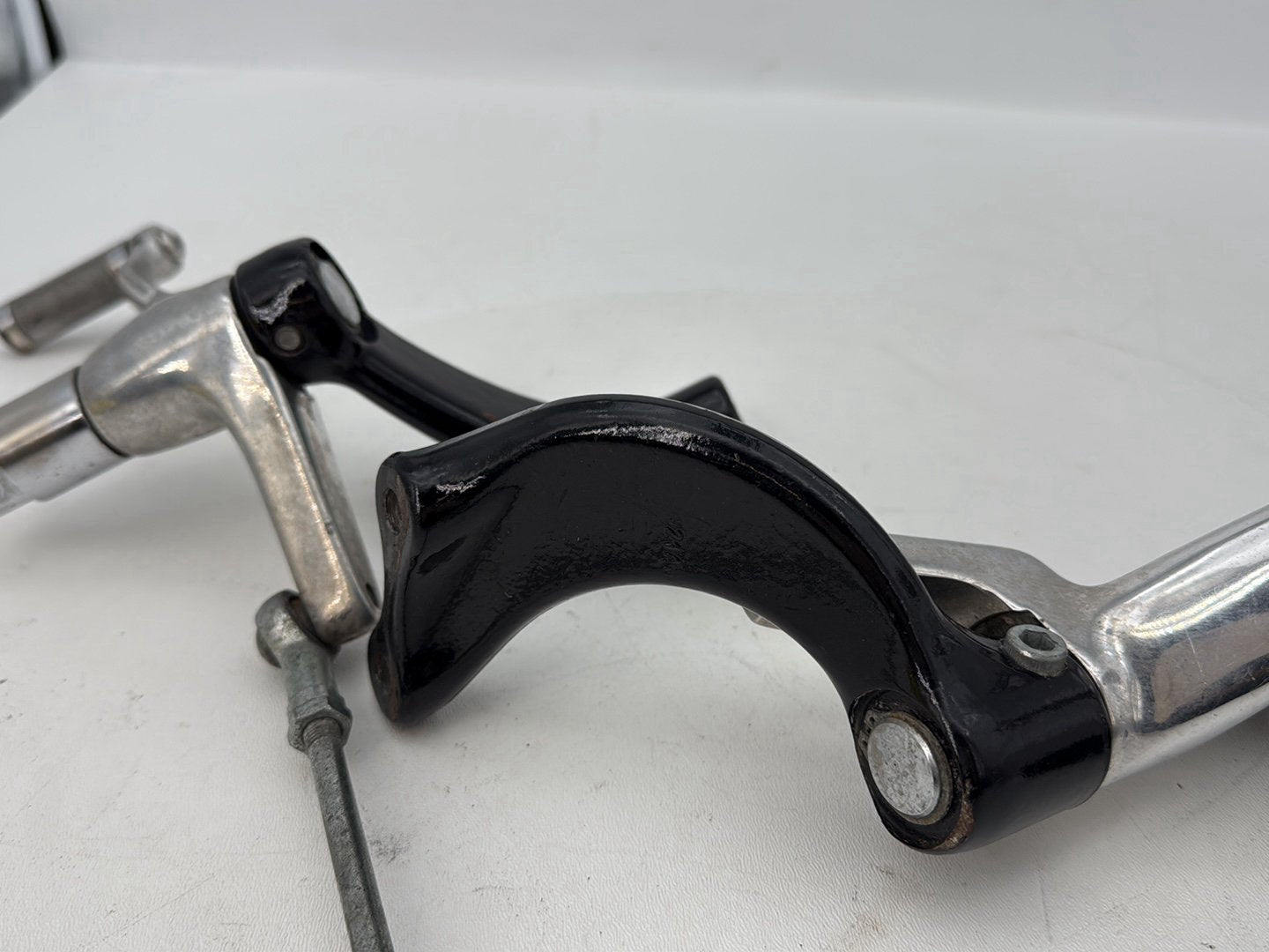 2004 - 2013 Harley-Davidson Sportster 883 Custom Left Right Foot Brake Control Pegs  	42651-04