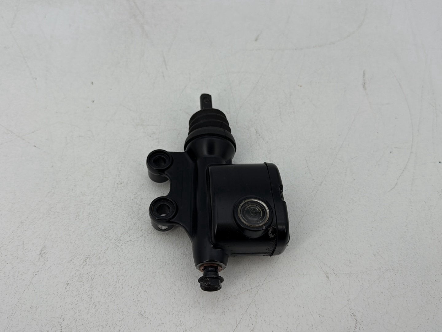 2019 - 2023 Harley-Davidson Touring Street Glide Rear Brake Master Cylinder Reservoir 41700028