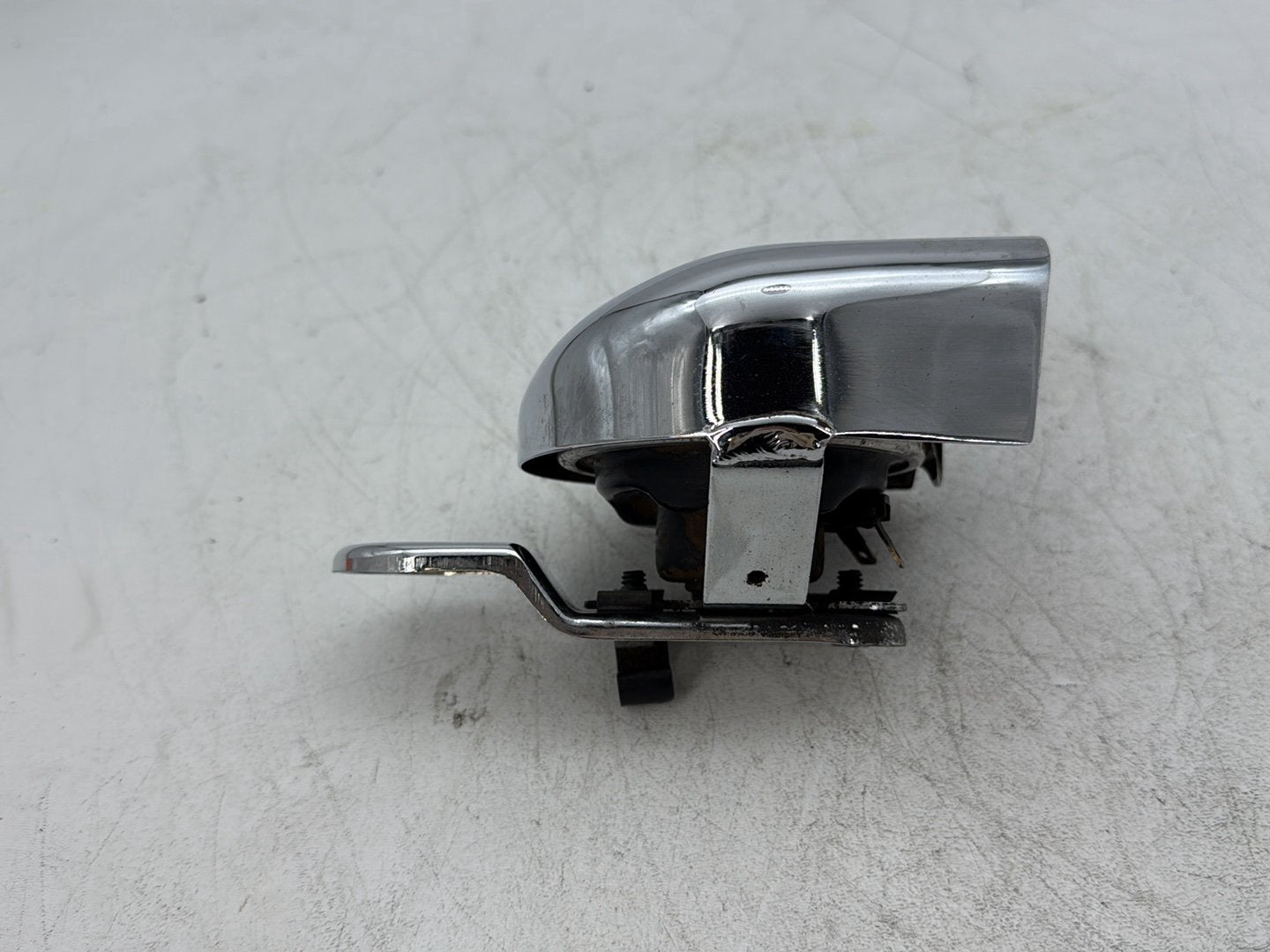 1996 Harley Electra Glide Touring FLHT OEM Horn Signal Klaxon Chrome Cover
