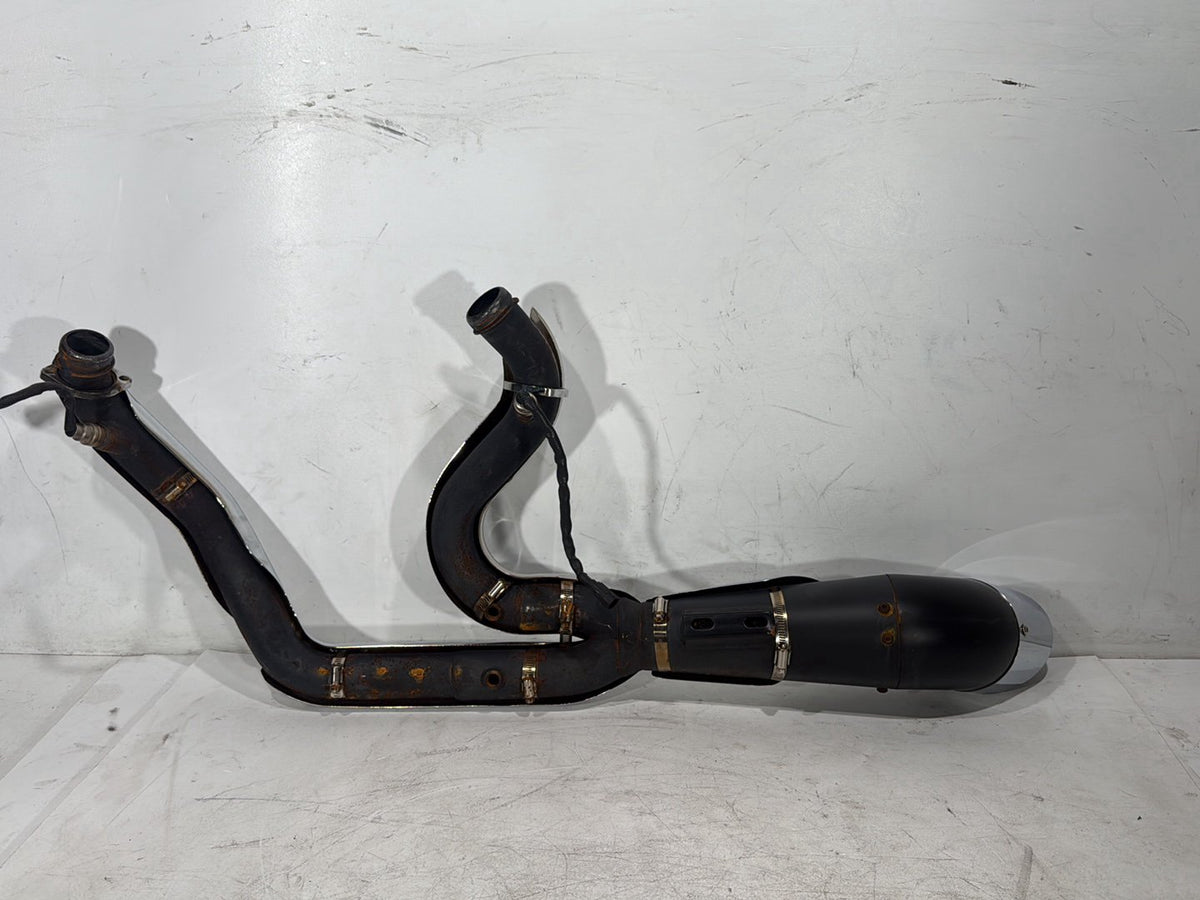 2007 Harley Street Glide Touring FLHX OEM Exhaust System Header Pipe