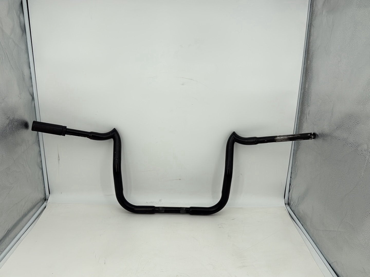 1999 - 2006 Harley-Davidson Touring Electra Glide Ultra Front Handlebars Handle Bars  	55924-97
