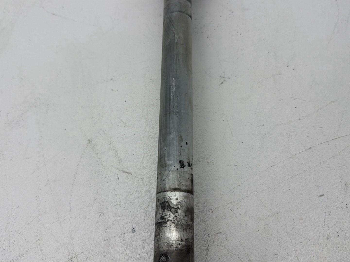 2008 Harley Road King Touring FLHR OEM Rear Wheel Axle Bolt Shaft
