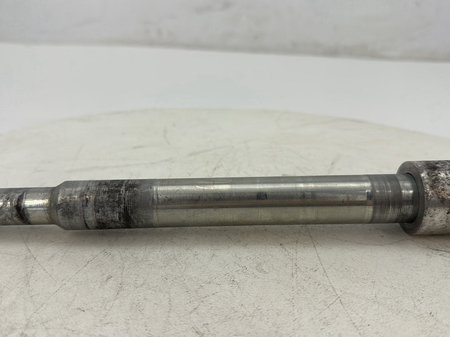 2012 Harley Dyna Fat Bob FXDF 103 OEM Front Wheel Axle Bolt Shaft
