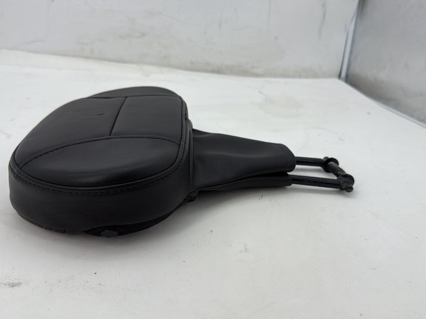 2006 Harley Road King Touring FLHRCI Classic OEM Rider Driver Backrest Adjustable Cushion Pad