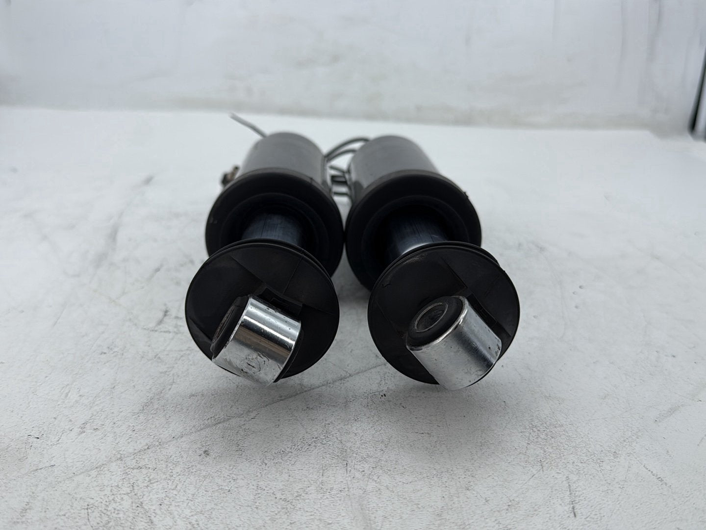 2003 Harley Electra Glide Touring Ultra FLHTCUI OEM Rear Left Right Shock Absorbers