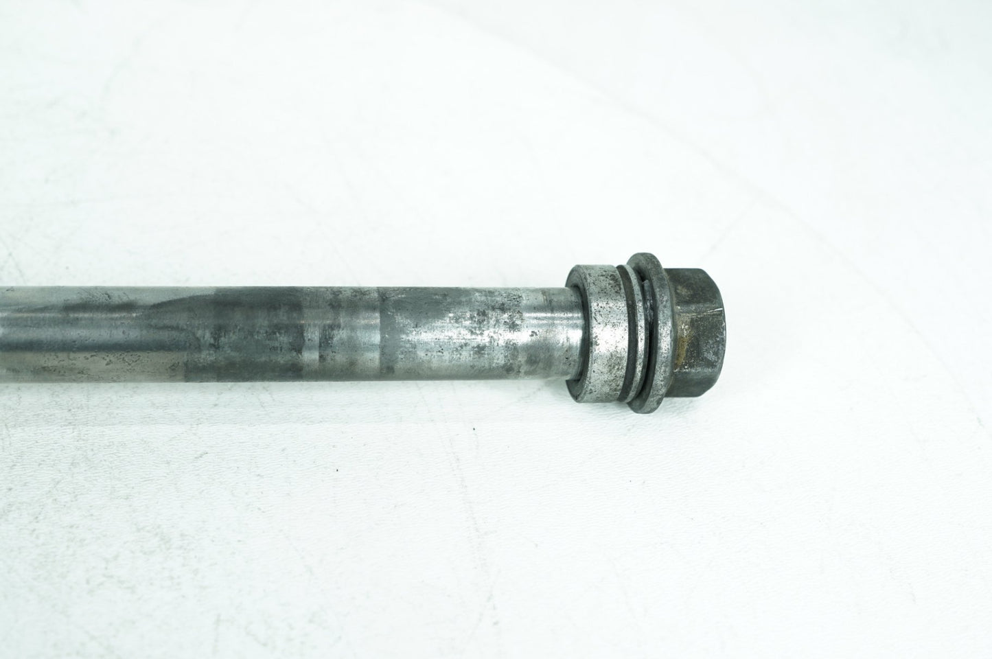 1999 - 2006 Harley-Davidson Touring Road King Classic Rear Wheel Axle Bolt Shaft  	41110-89