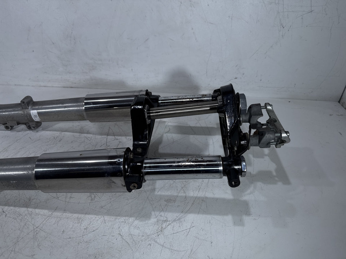 2012 Harley Electra Glide Touring Ultra OEM Front Triple Tree Set & LH RH Fork Legs Sliders